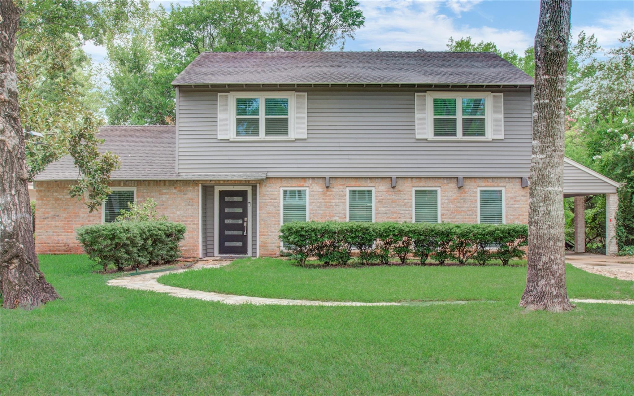 Bramblewood Dr, Houston, TX 77079