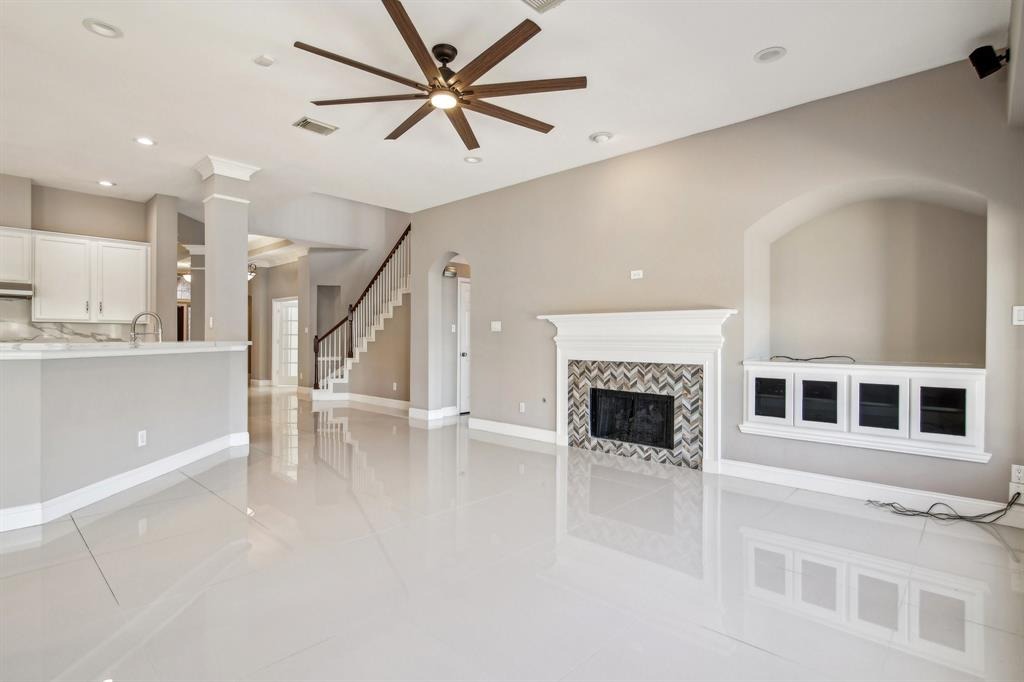 Lakeside Gables Dr, Houston, TX 77065 #1