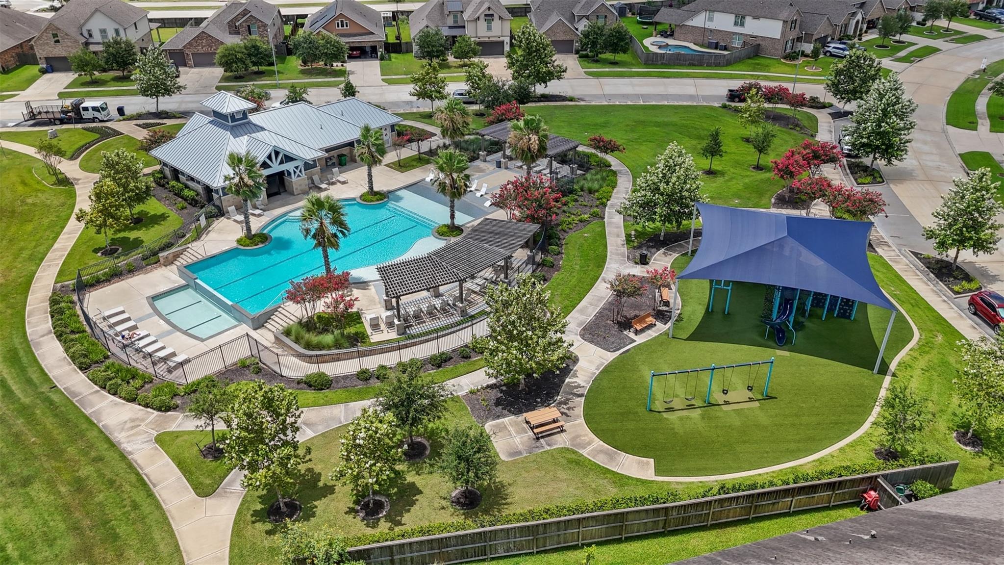 Water Glen Ln, Manvel, TX 77578