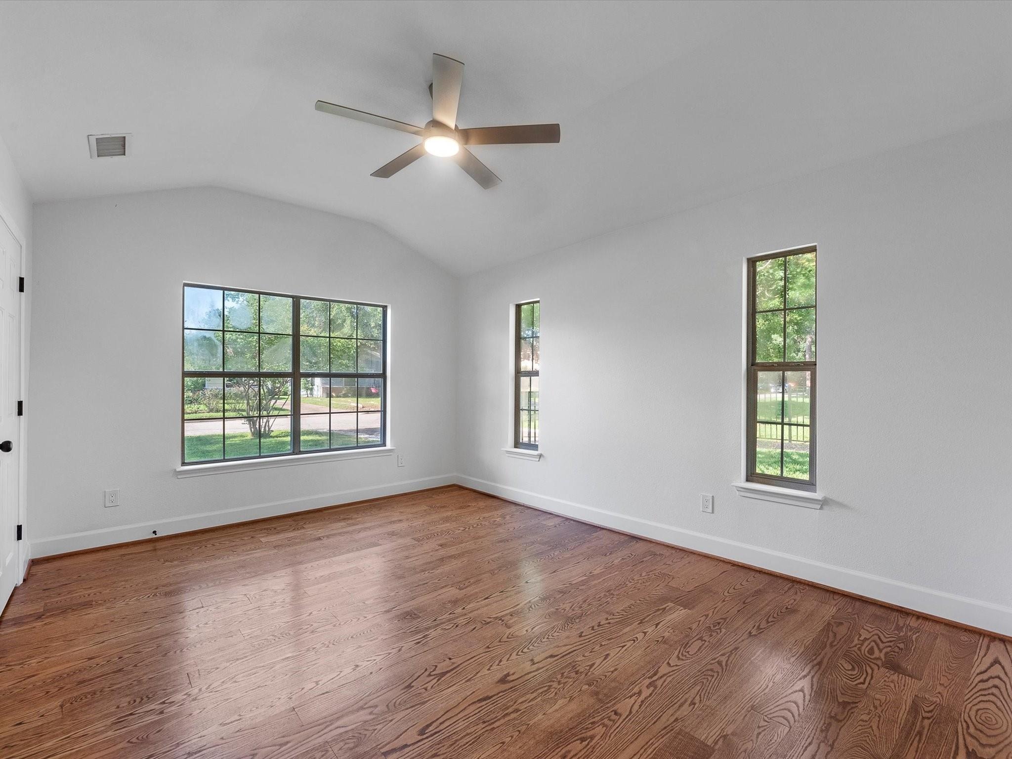 Elmridge St, Houston, TX 77025 #1