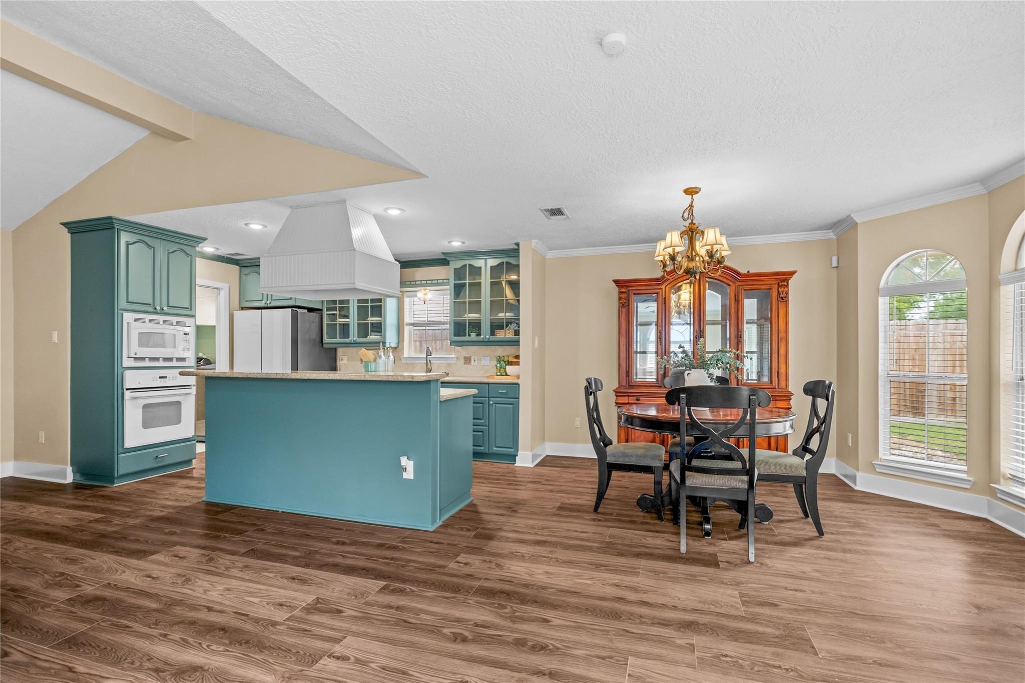 Sweet Gum Ln, Baytown, TX 77521 #1