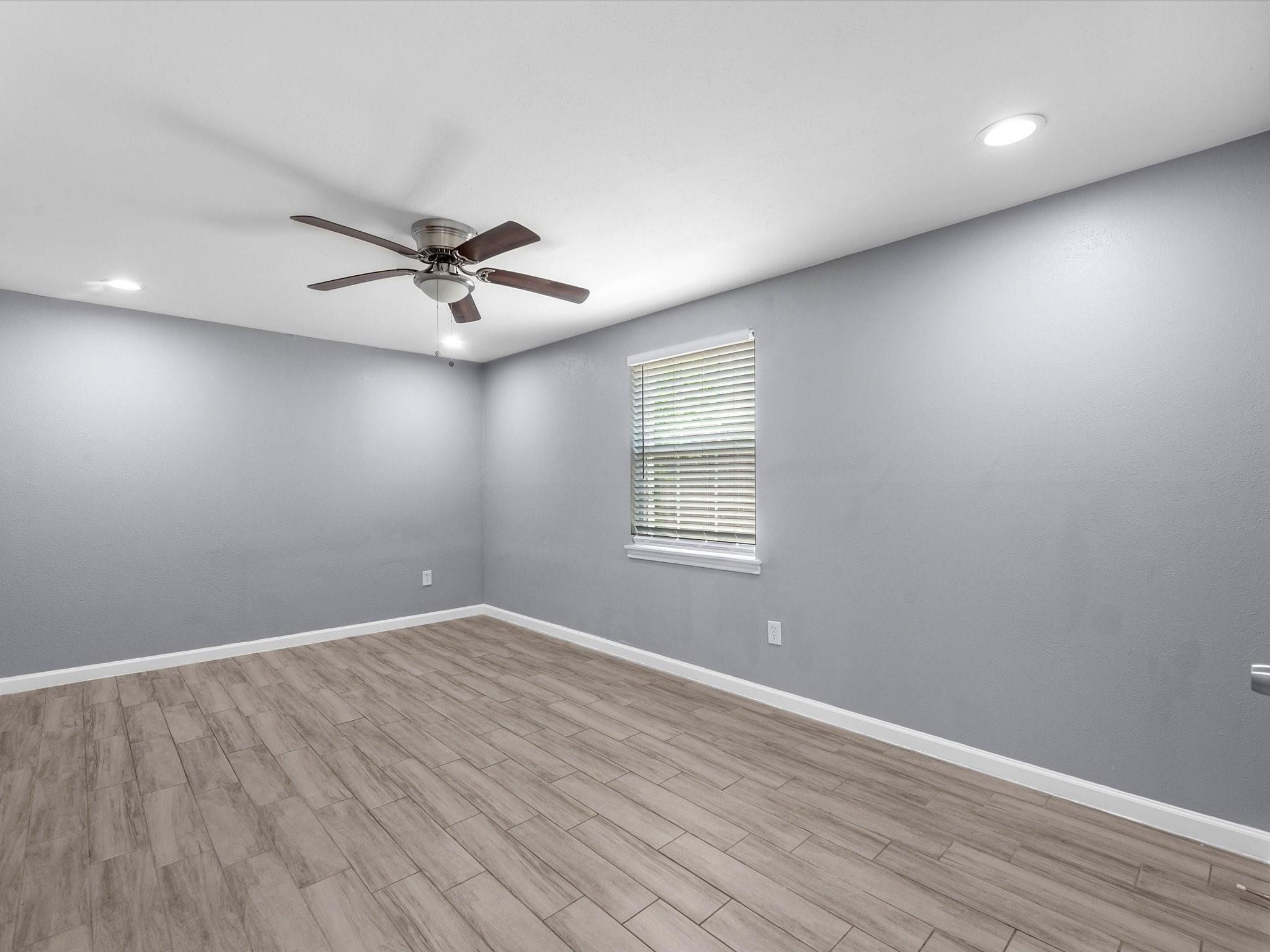 Fontenelle Dr, Houston, TX 77035 #1