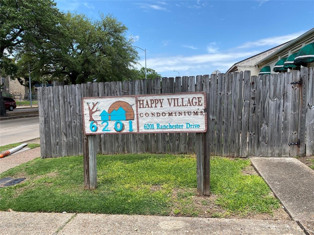 Ranchester Dr, Houston, TX 77036