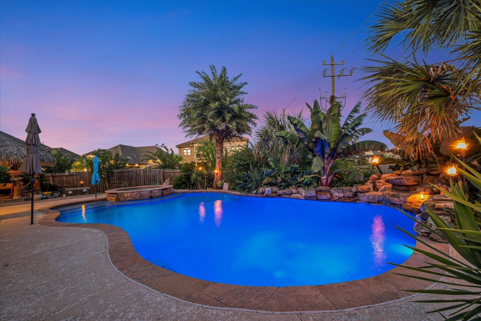 Marina Oaks Ct, Kemah, TX 77565
