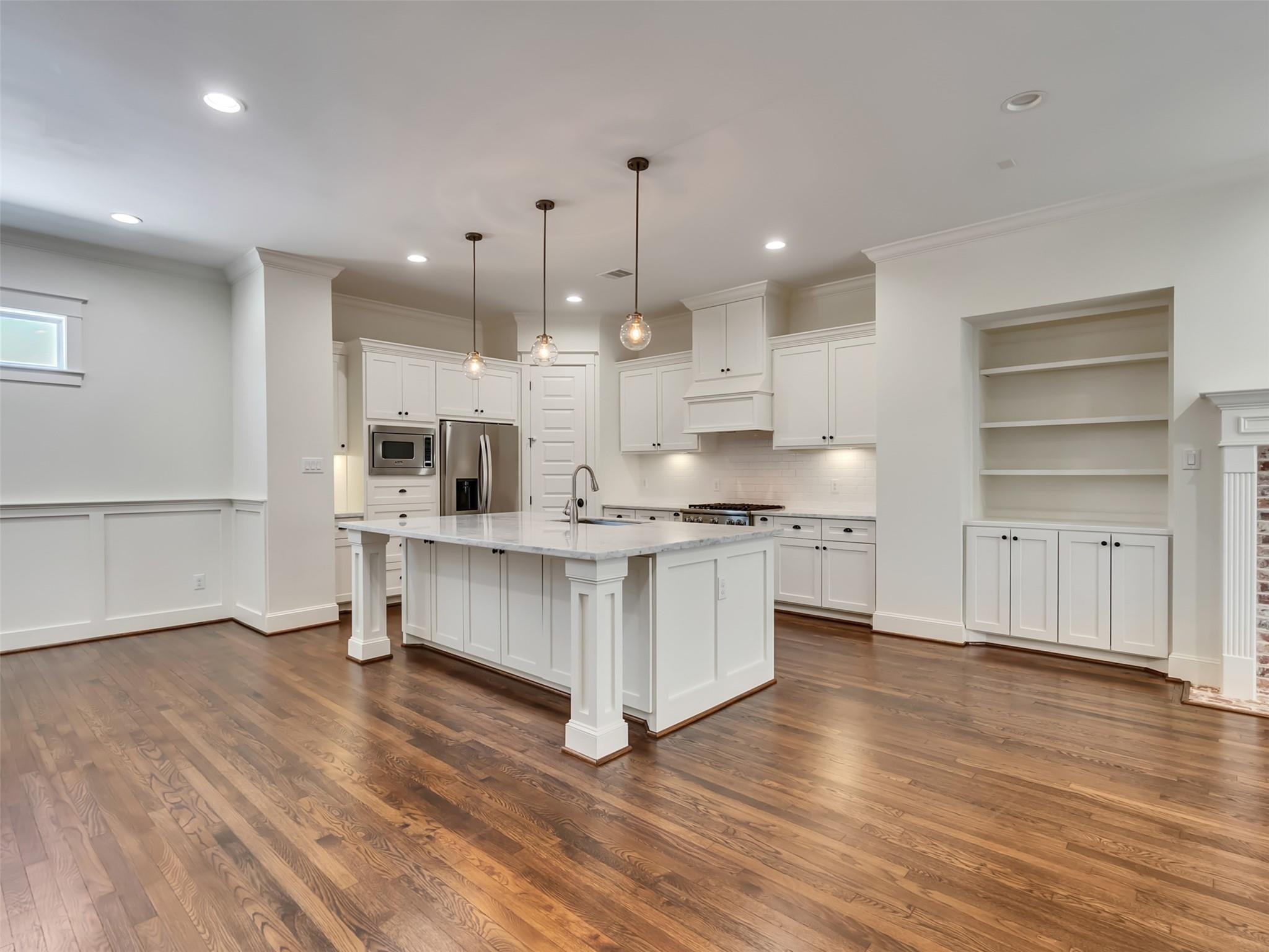 Yale St, Houston, TX 77008 #1
