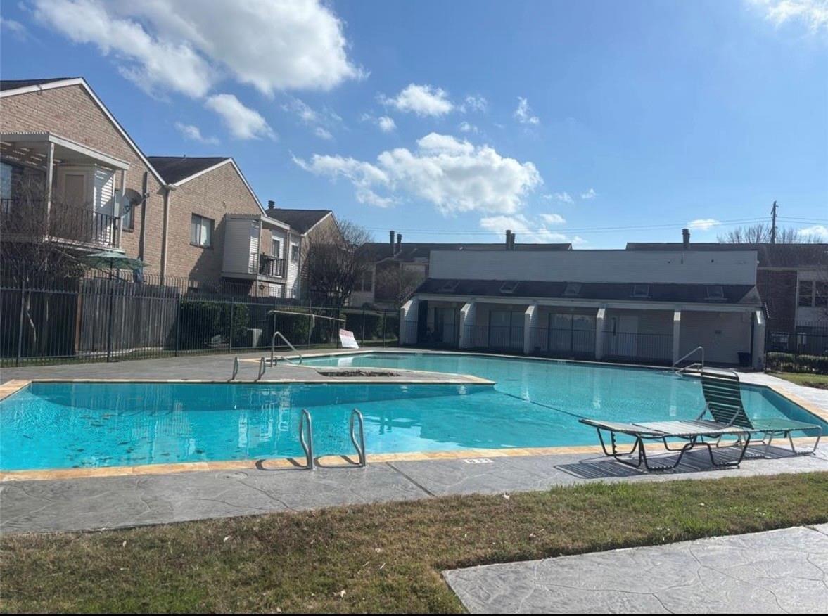Thistlemont Dr, Houston, TX 77042 #1