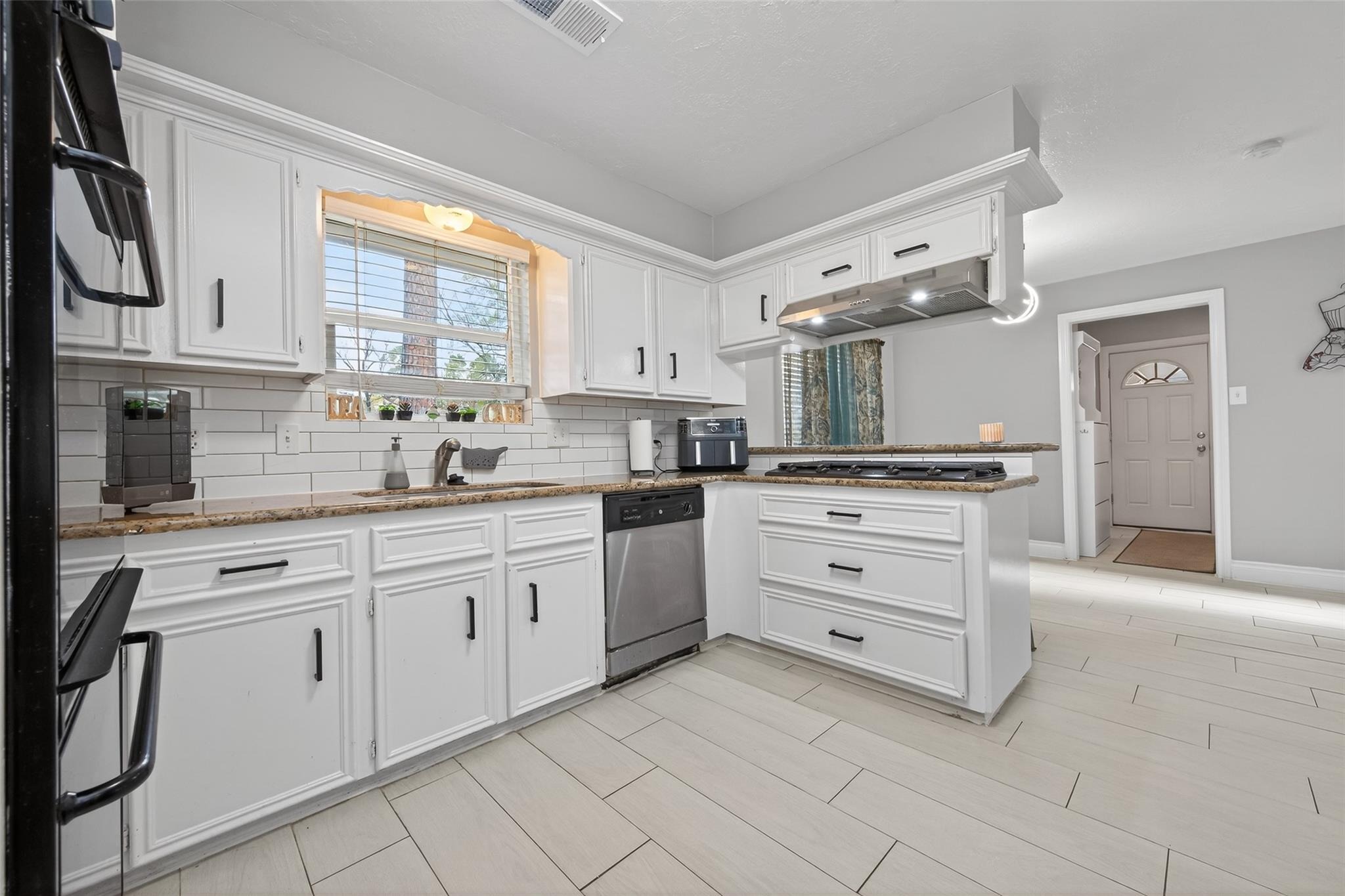 Pine River Dr, Kingwood, TX 77339 #1