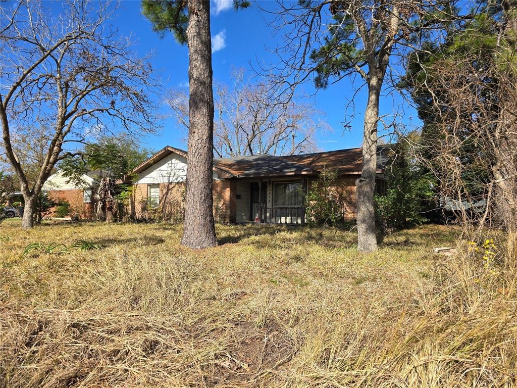 Winding Creek Way, Houston, TX 77017
