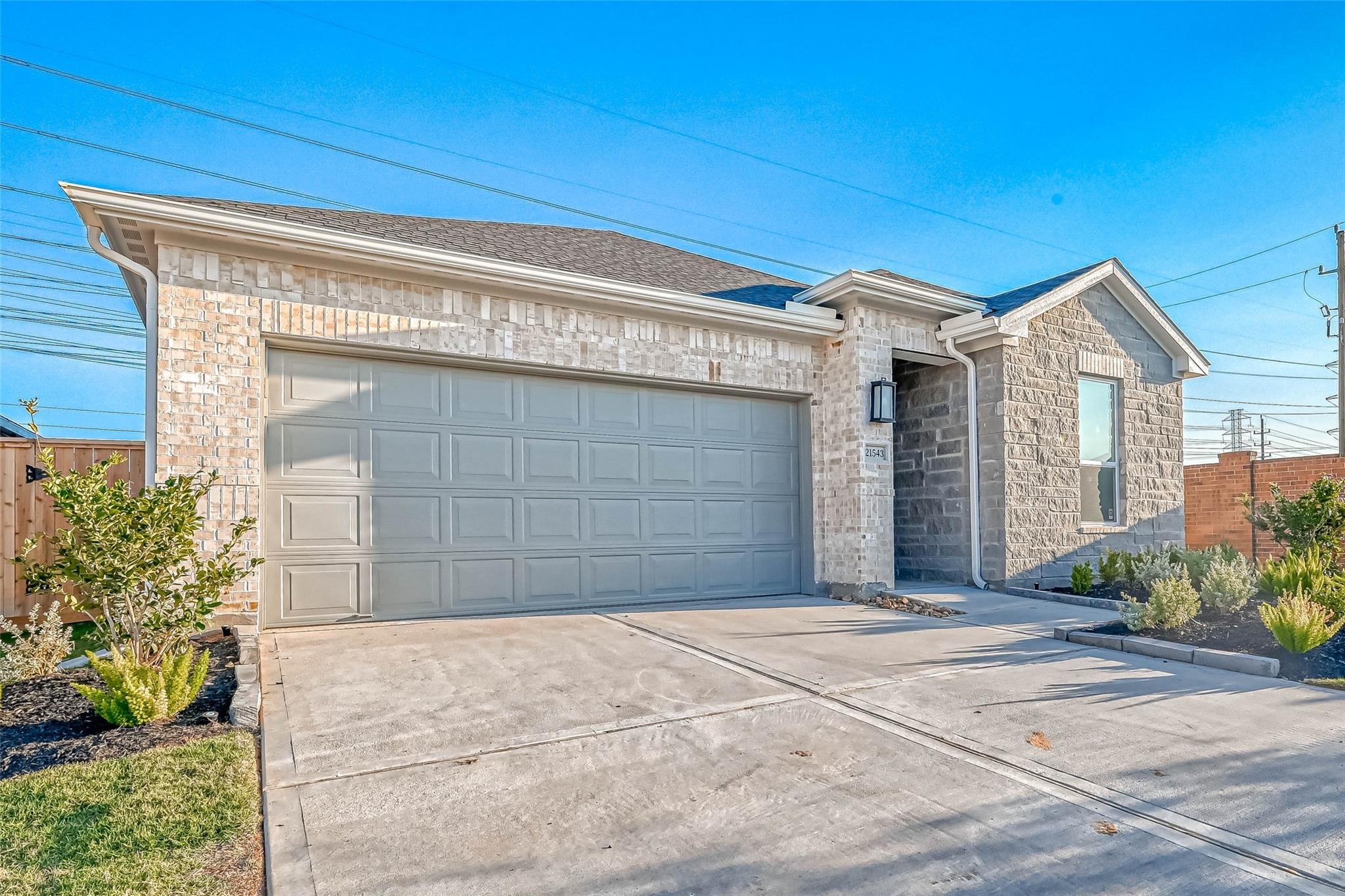Eads Creek Dr, Cypress, TX 77433