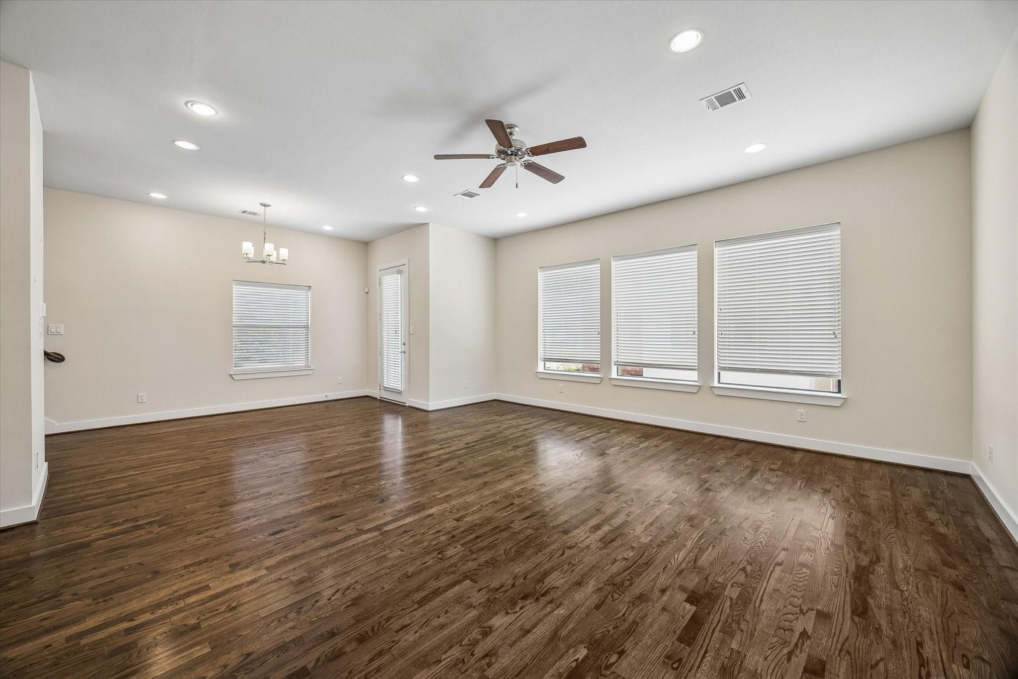 Green Kensington Dr, Houston, TX 77008 #1