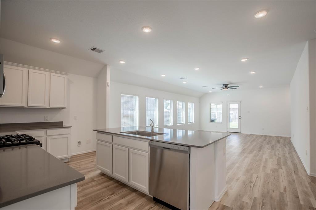 Juniper Crossing Dr, New Caney, TX 77357 #1