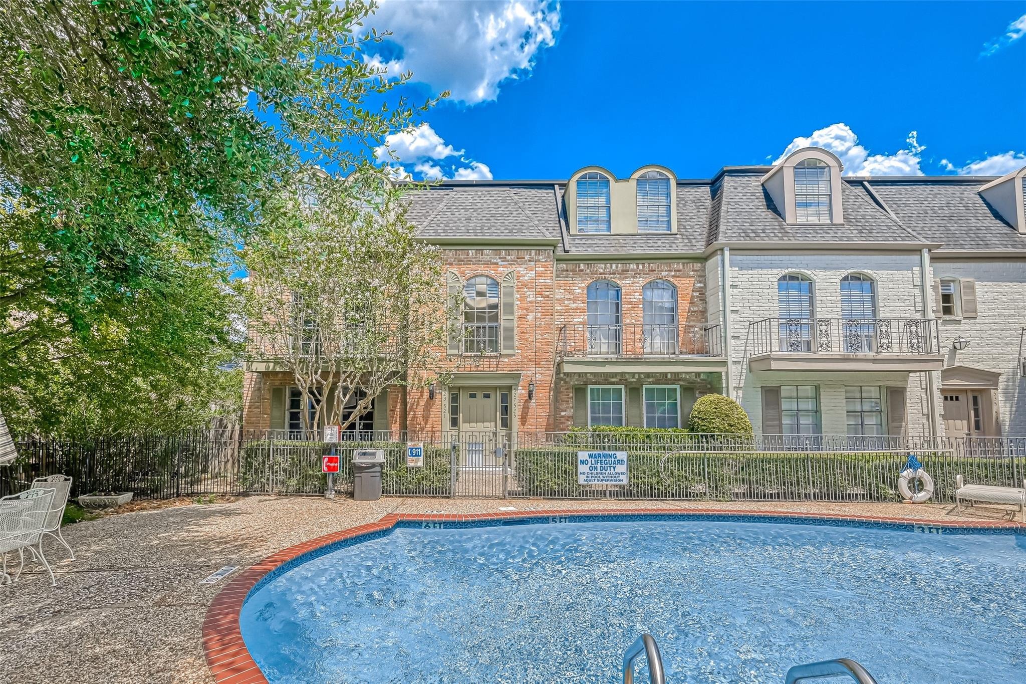 Post Oak Ln, Houston, TX 77024