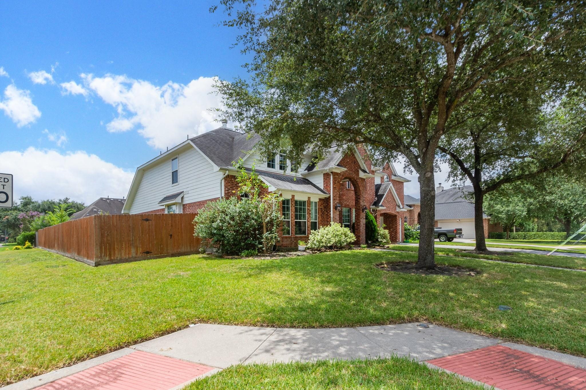 Glenn Leigh Dr, Spring, TX 77379