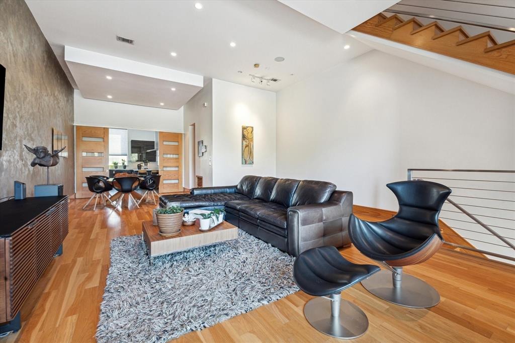 Hidalgo St, Houston, TX 77056 #1