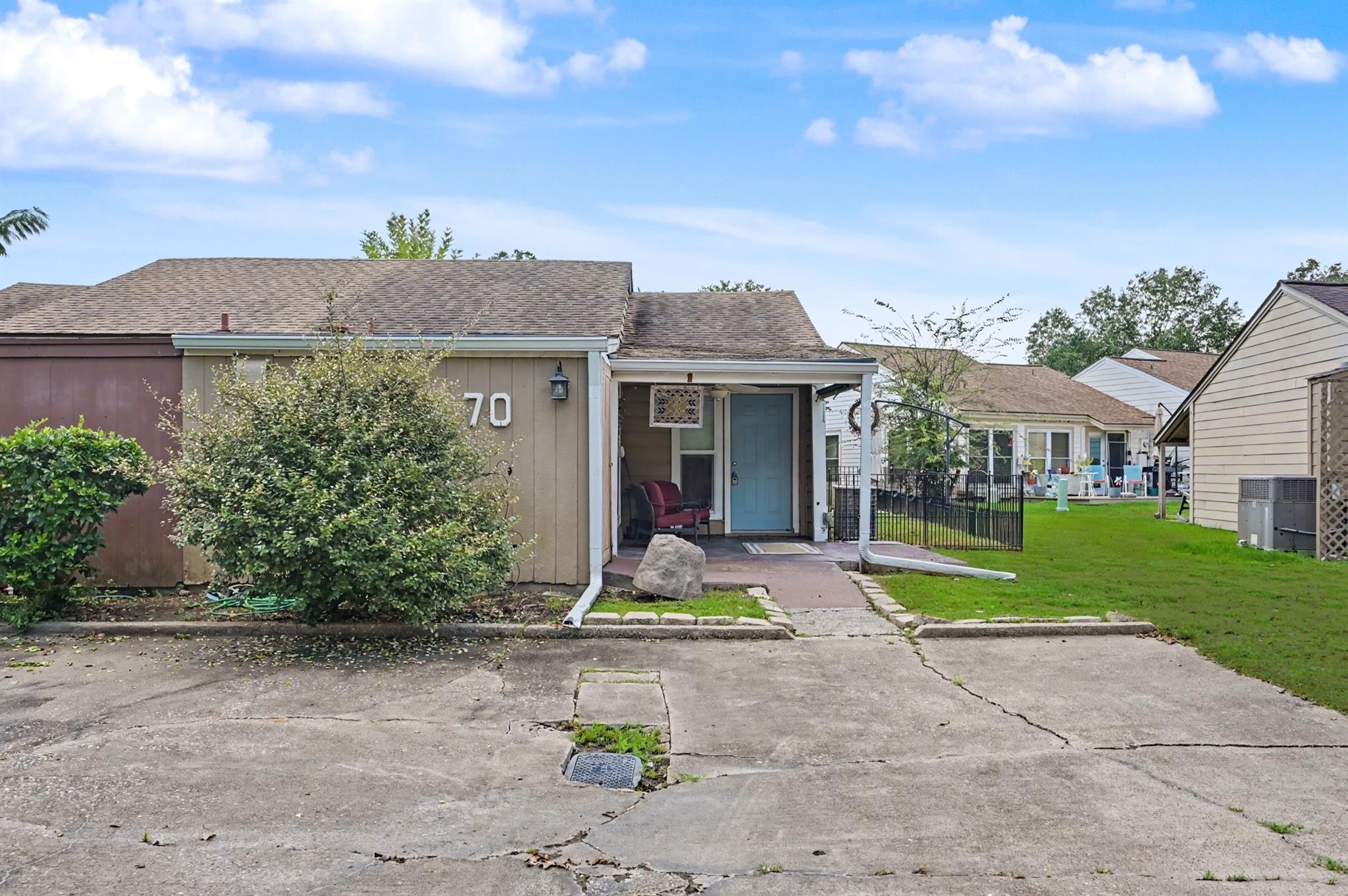 Westwood Dr, Trinity, TX 75862