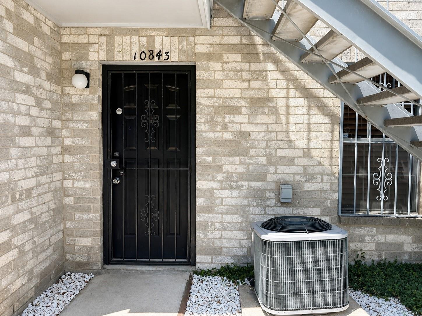Braes Bend Dr, Houston, TX 77071