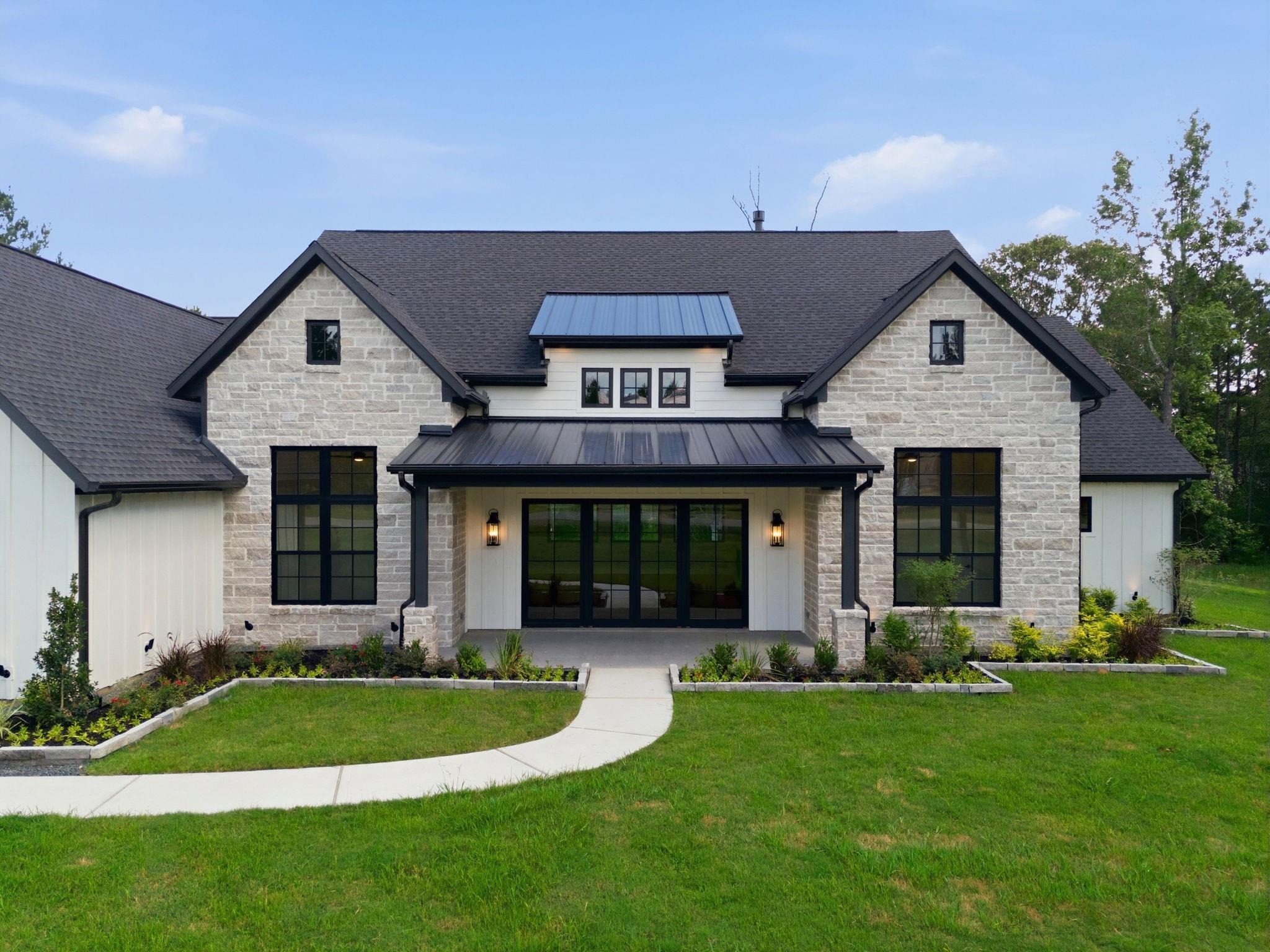 Seguin Trl, Montgomery, TX 77316