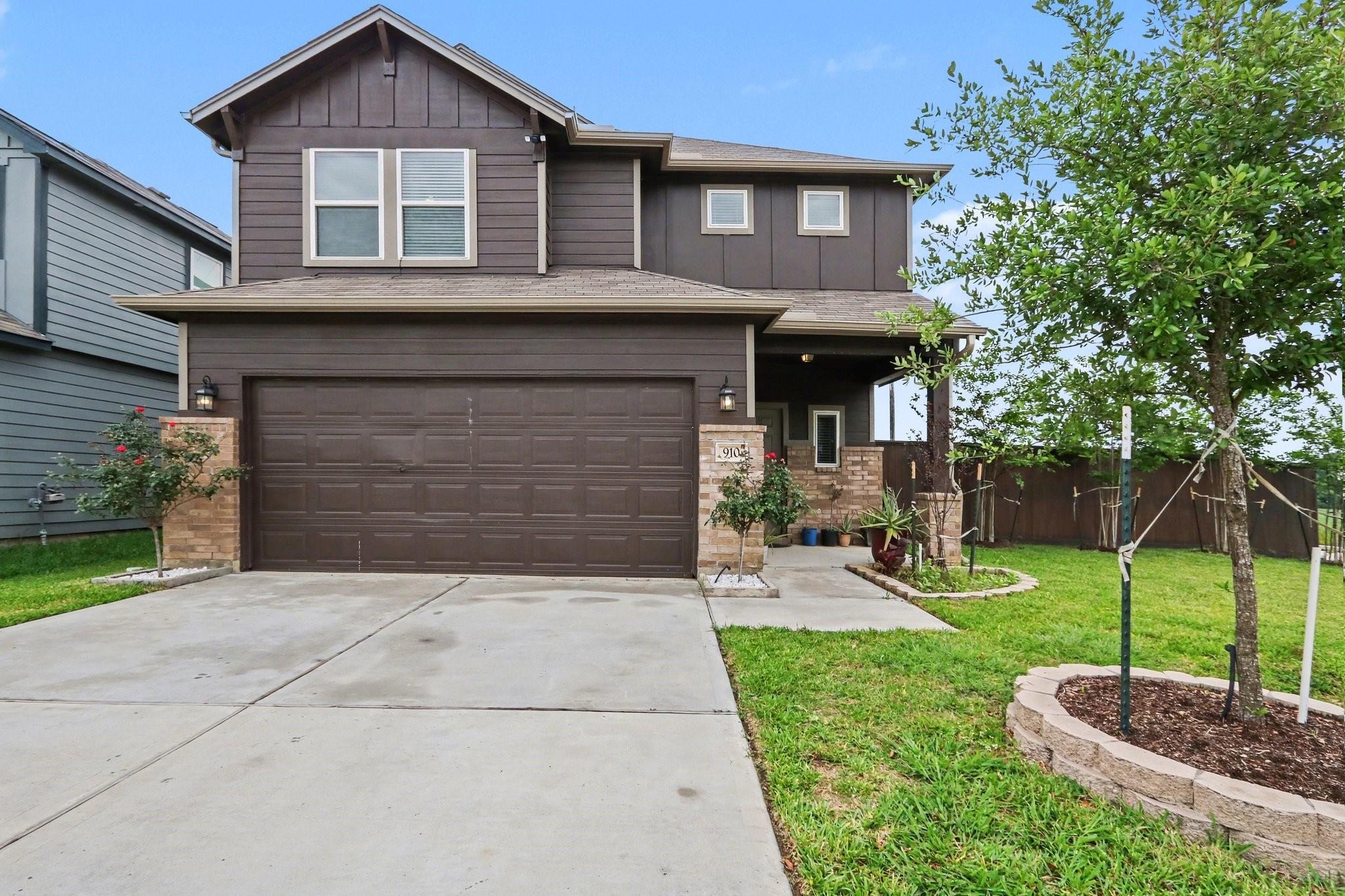 Steel Blue Dr, Houston, TX 77073