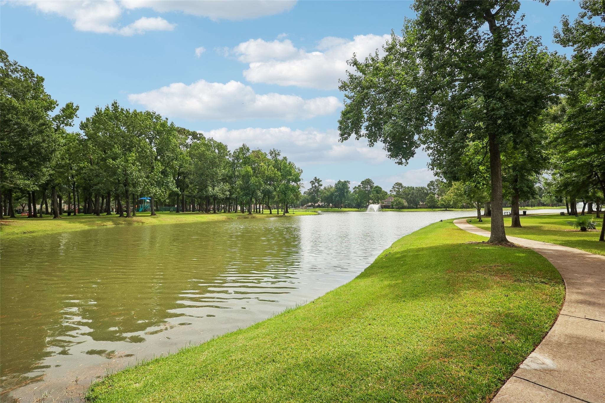 Chartley Falls Dr, Houston, TX 77044