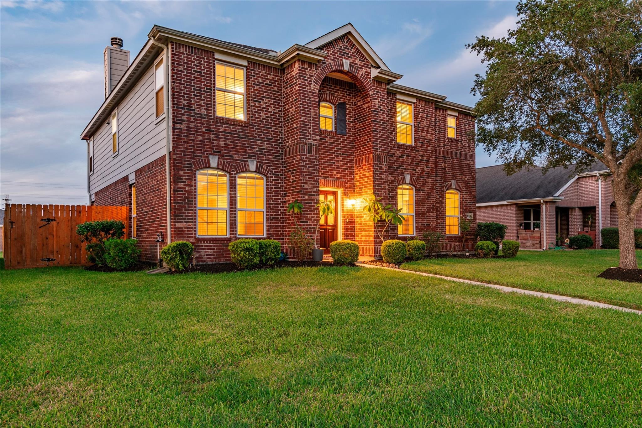 Fountain View Ln, League City, TX 77573