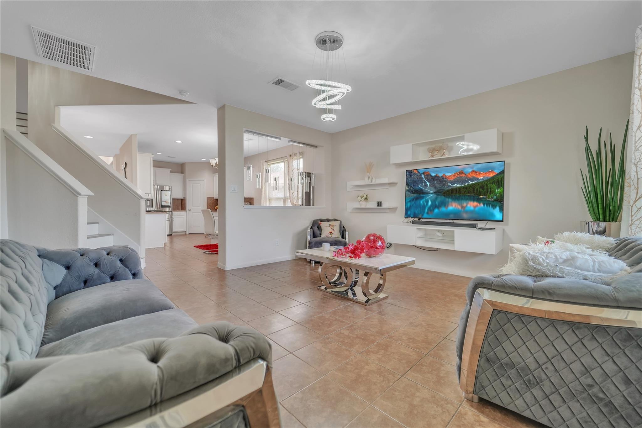 Carpenters Hollow Ct, Houston, TX 77049 #1