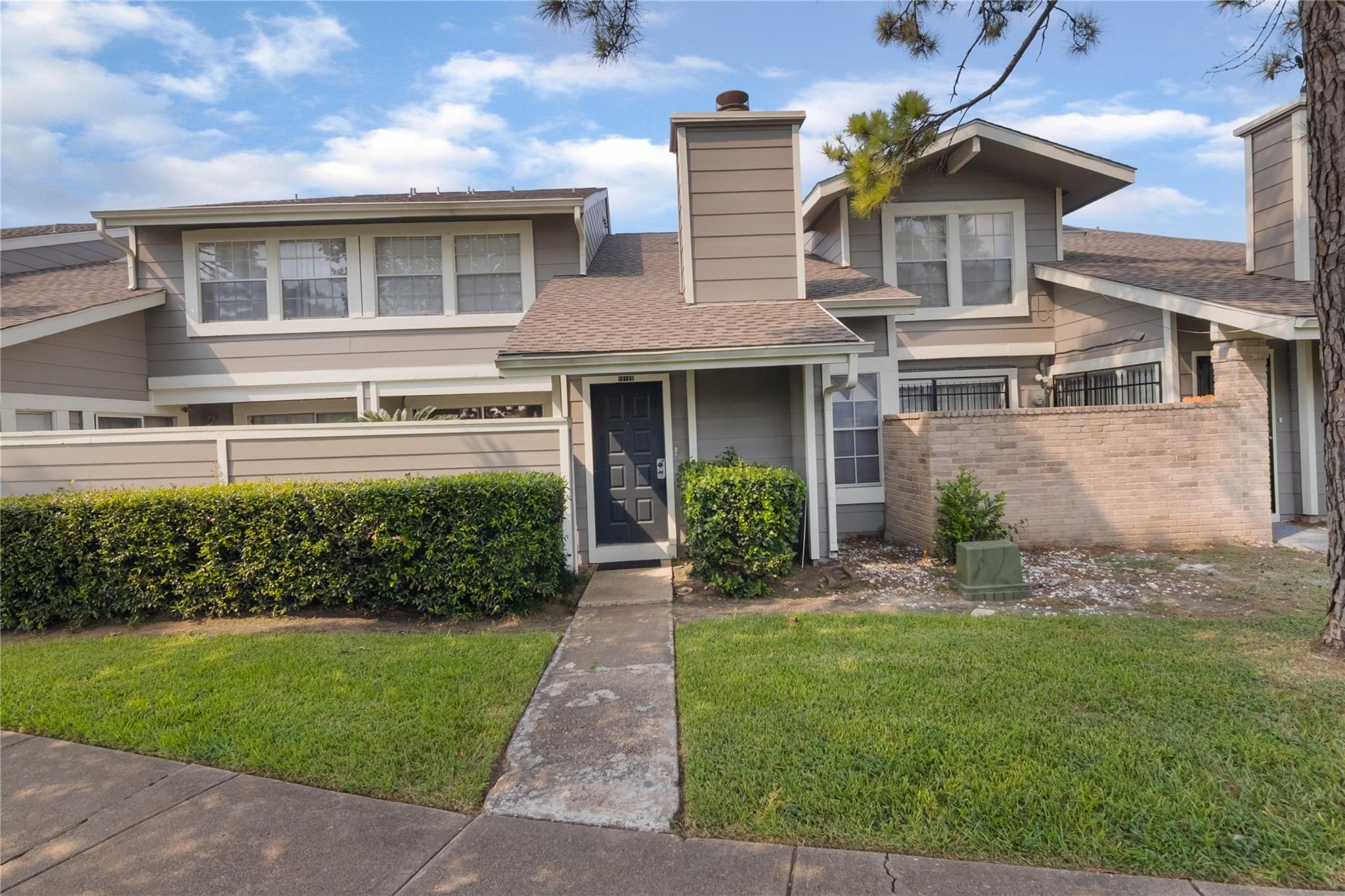Lemon Ridge Ln, Houston, TX 77035