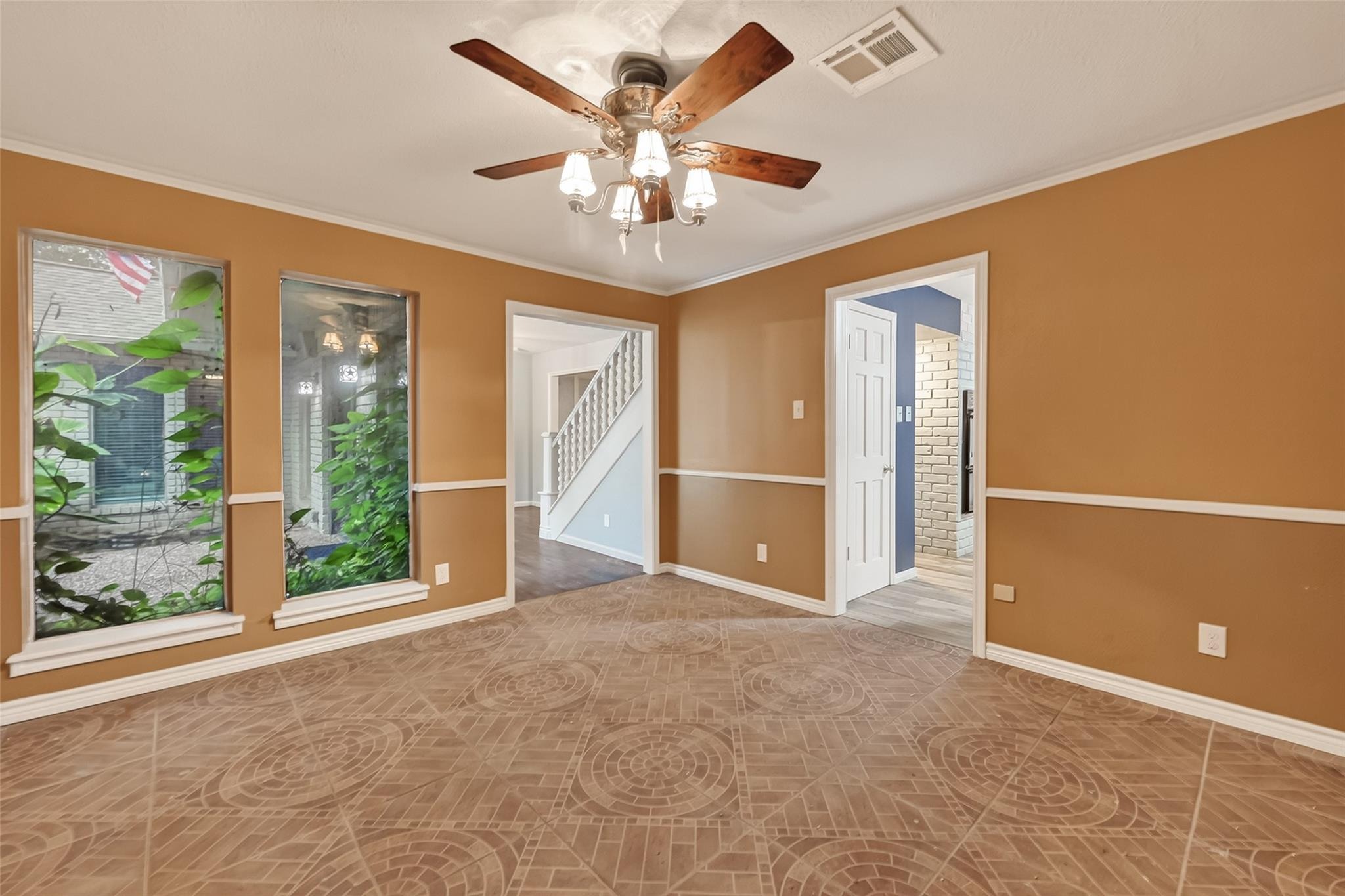 Bermuda Dunes Dr, Houston, TX 77069 #1