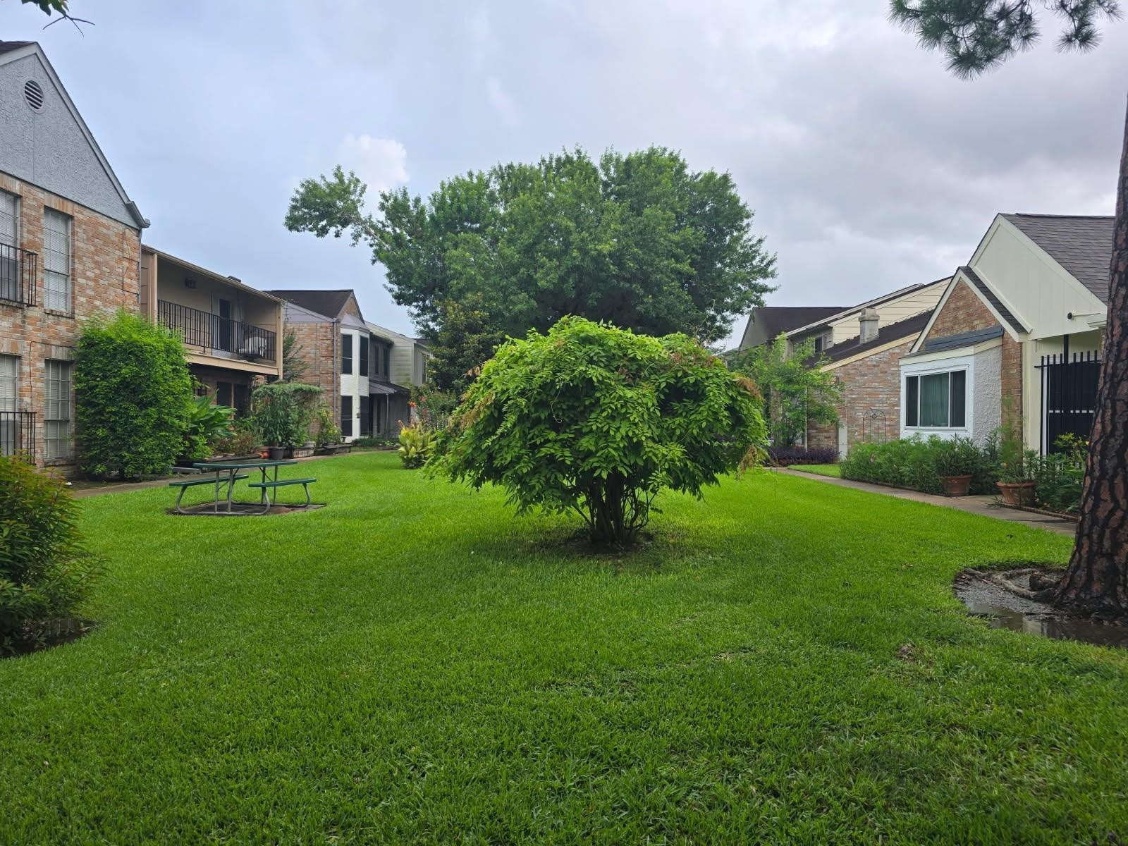 Creekbend Dr, Houston, TX 77096 #1