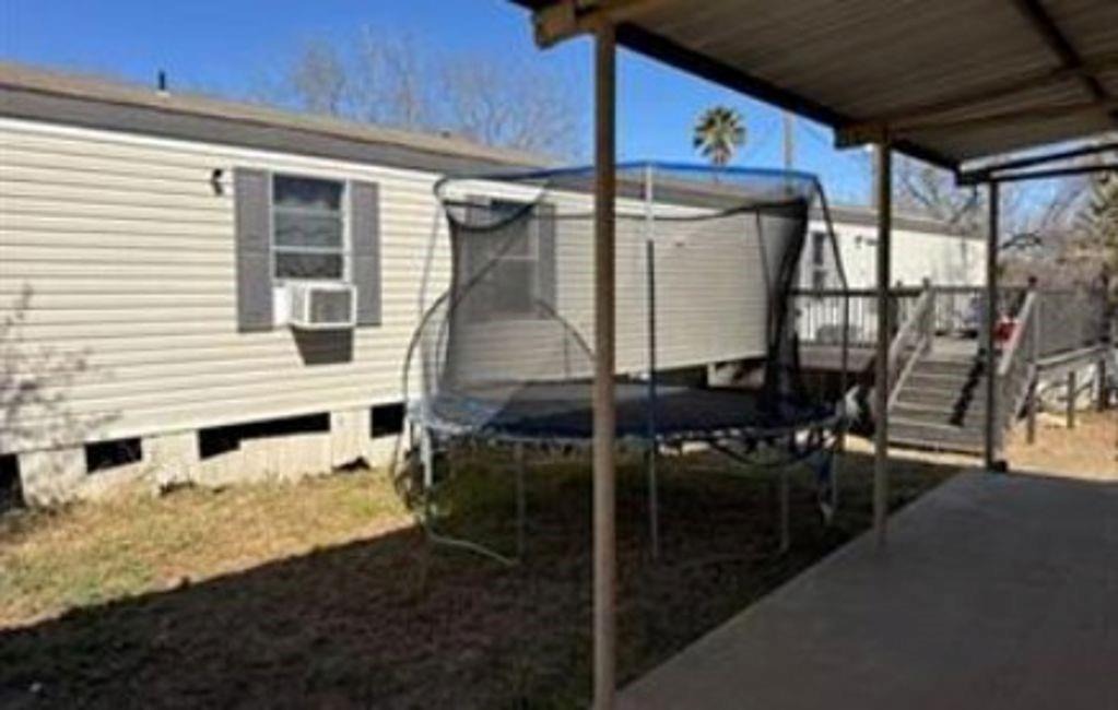 Jay , Cotulla, TX 78014