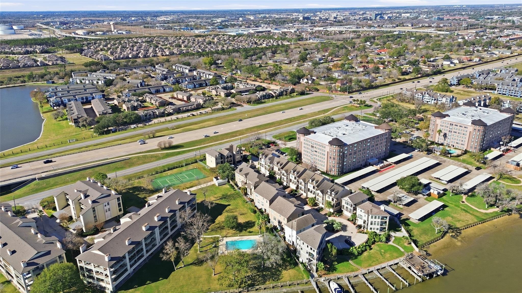 Egret Oaks Ln, Houston, TX 77058