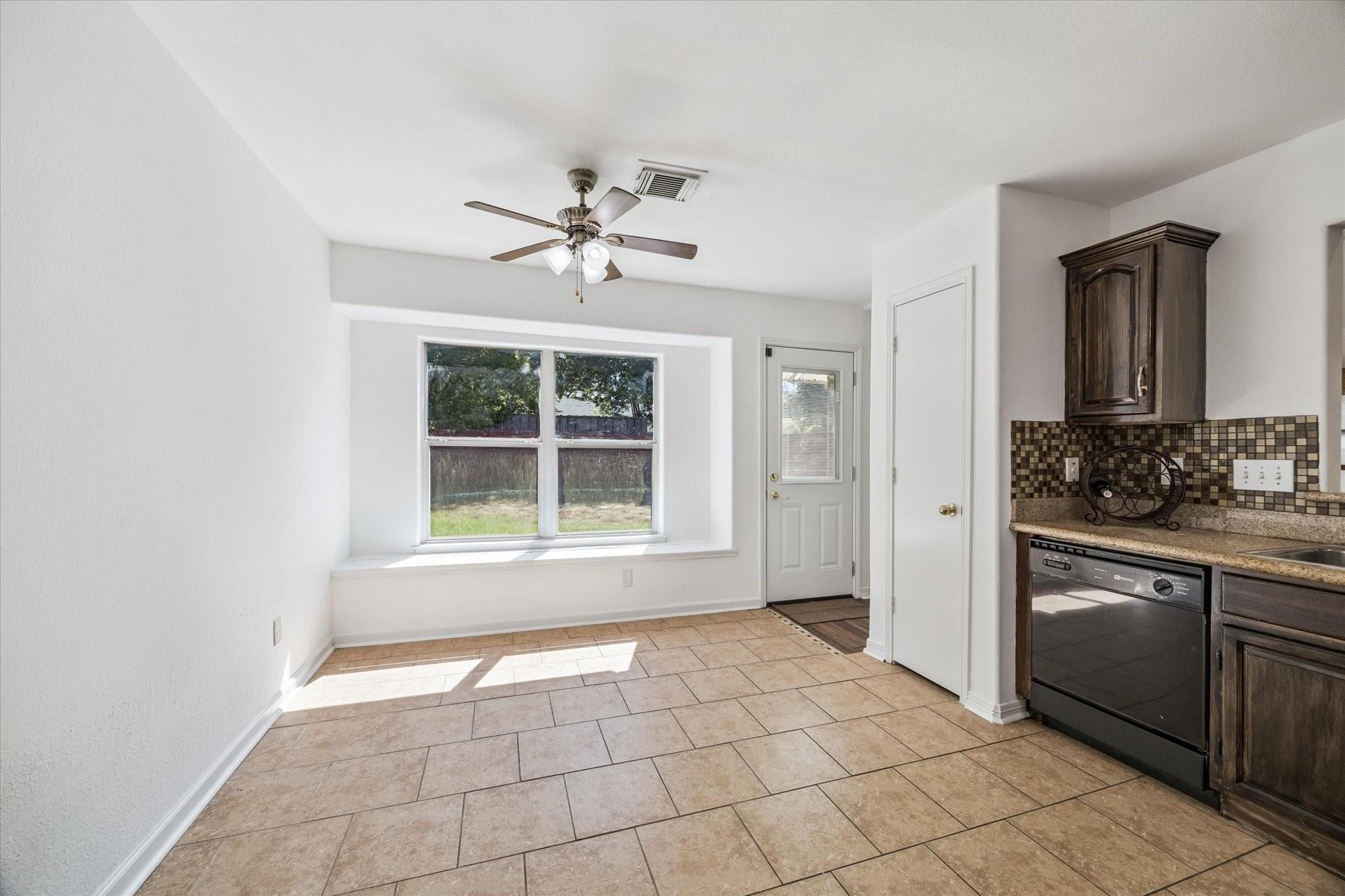 Cary Creek Dr, Baytown, TX 77521 #1