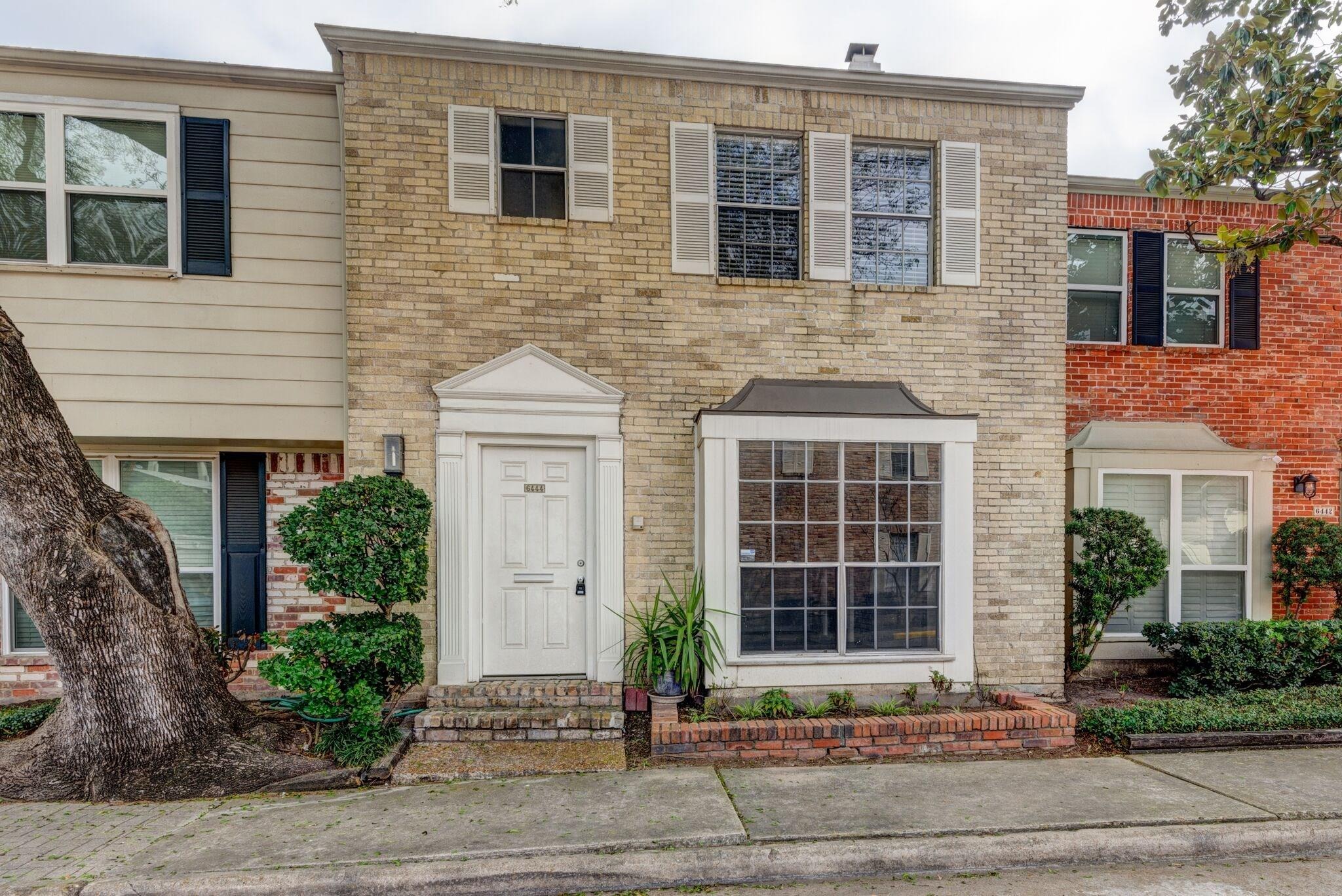 Burgoyne Rd, Houston, TX 77057