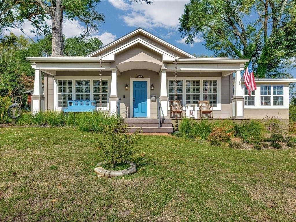 Austin St, Nacogdoches, TX 75965