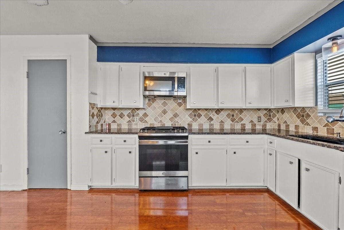 Bonita St, Hitchcock, TX 77563 #1
