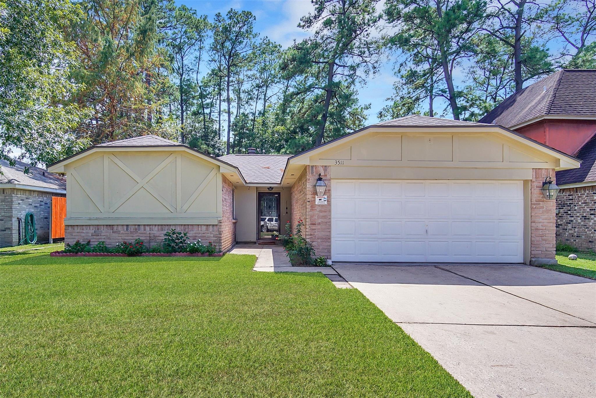 Nutwood Ln, Spring, TX 77389