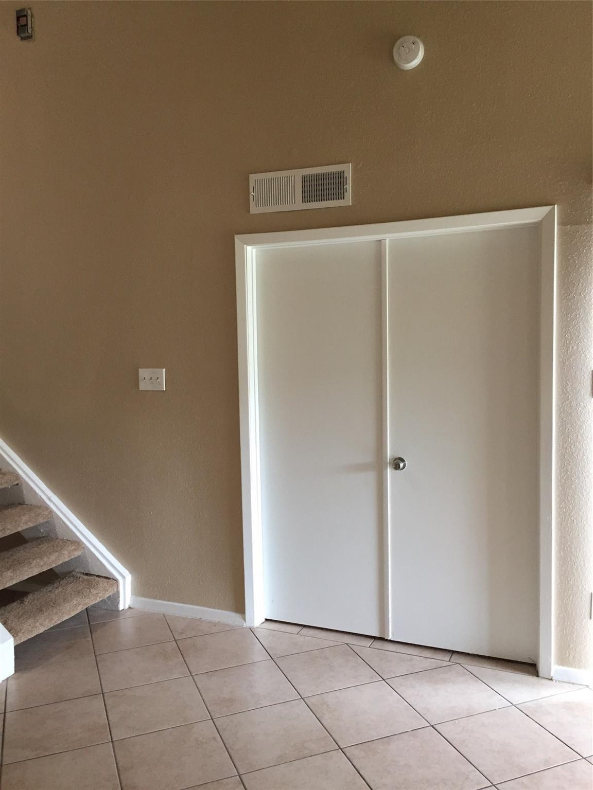 Dryad Dr, Houston, TX 77035 #1