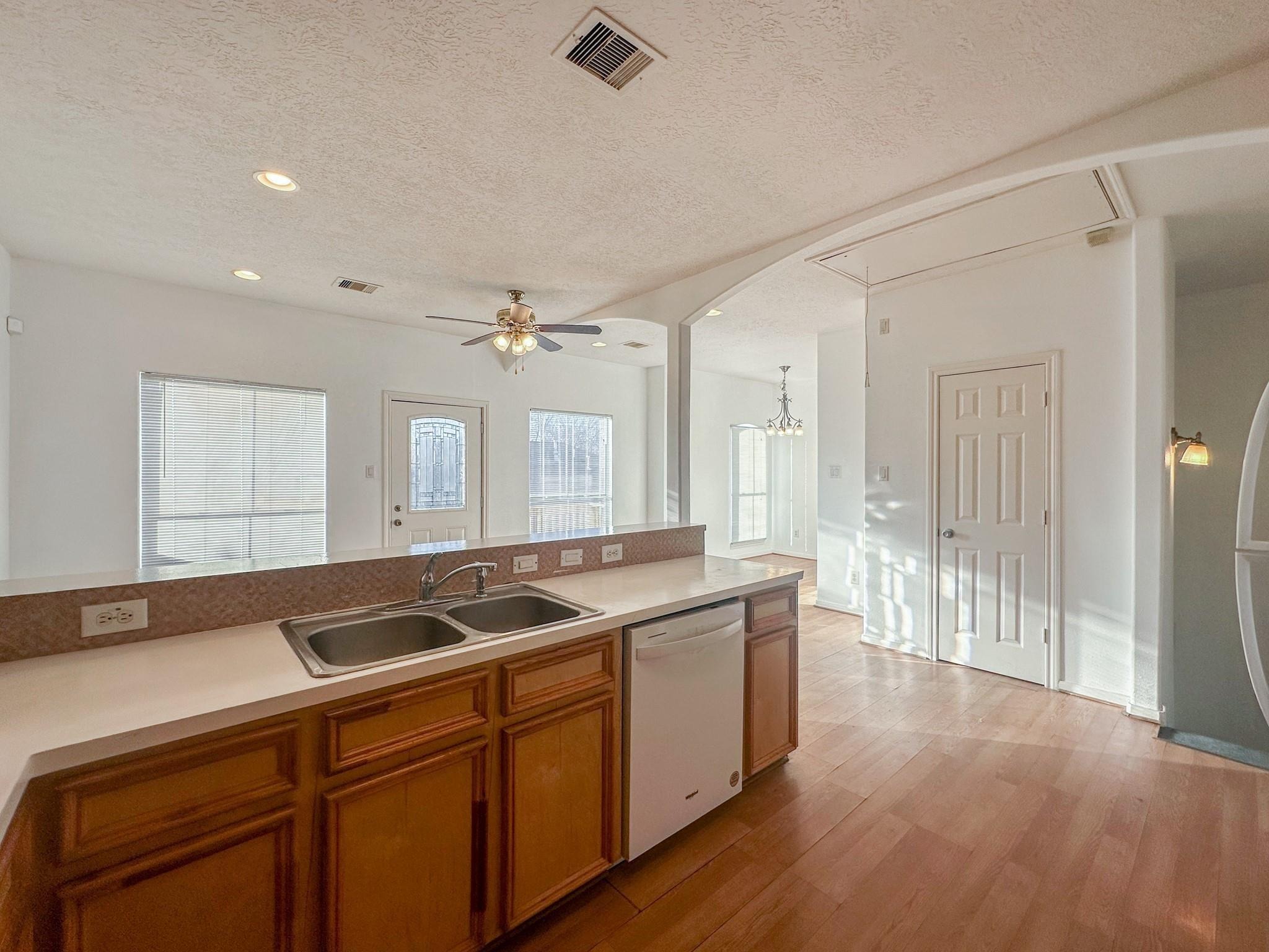 Maggie St, Houston, TX 77051 #1