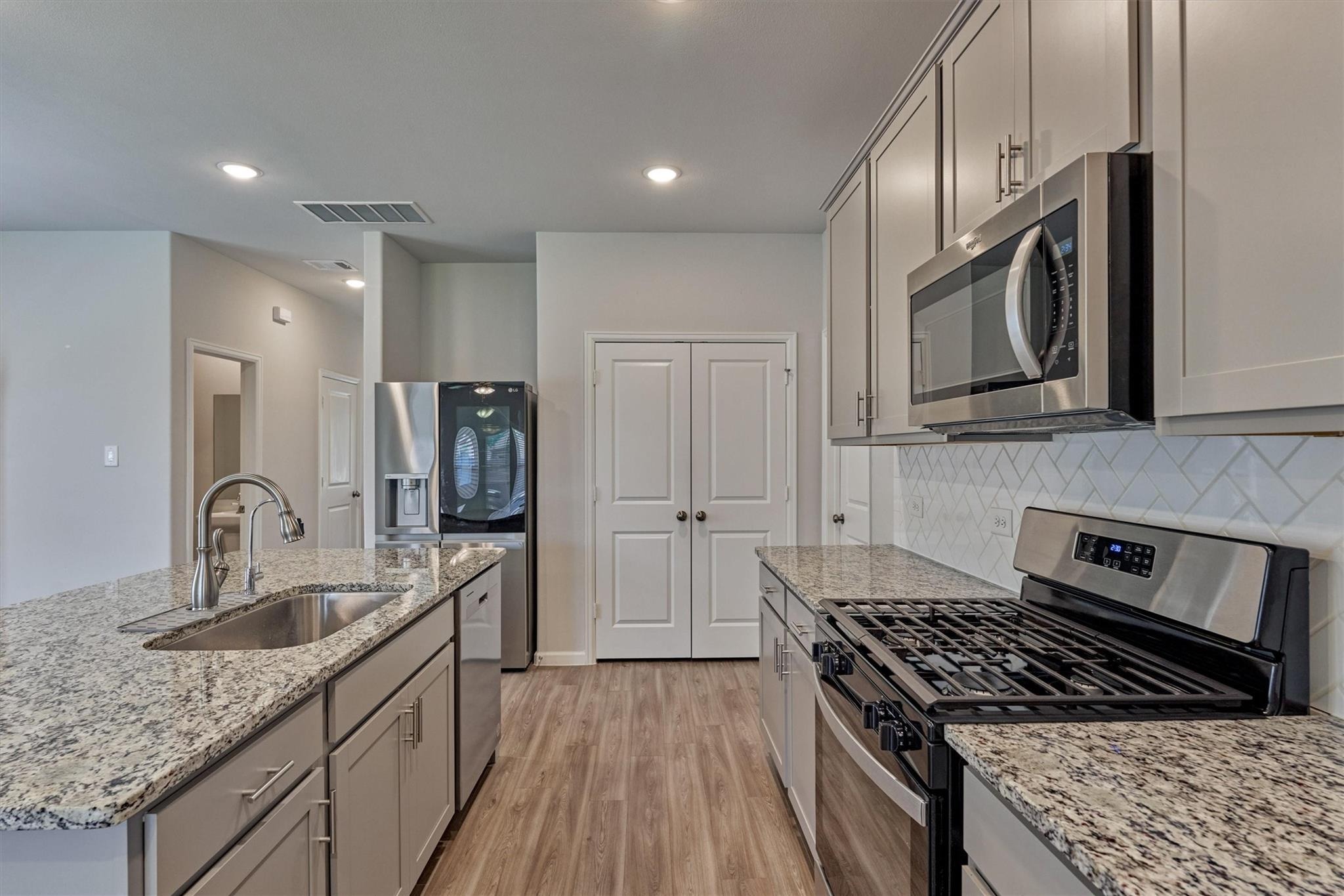 Peppercorn St, Magnolia, TX 77354 #1
