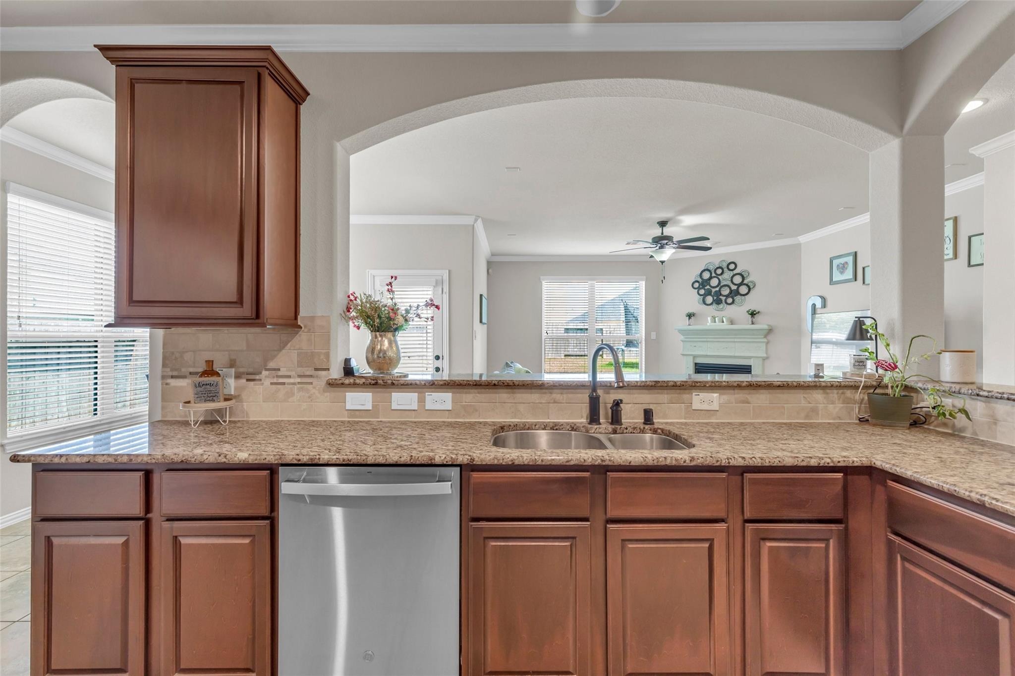 Albany Springs Ln, Houston, TX 77044 #1