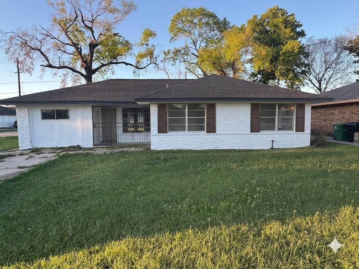 Chatwood Dr, Houston, TX 77078