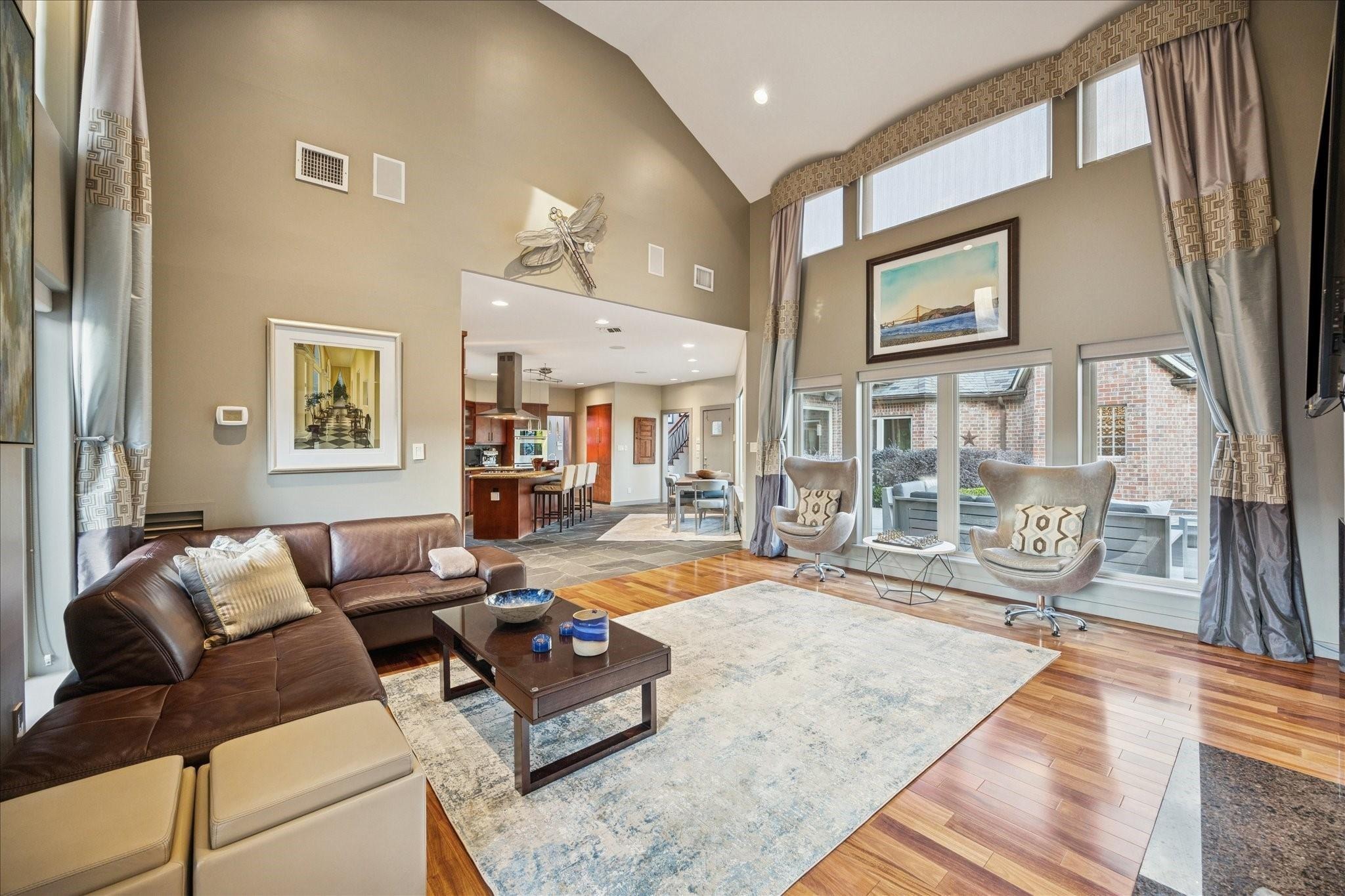 Broad Oaks Dr, Houston, TX 77056 #1