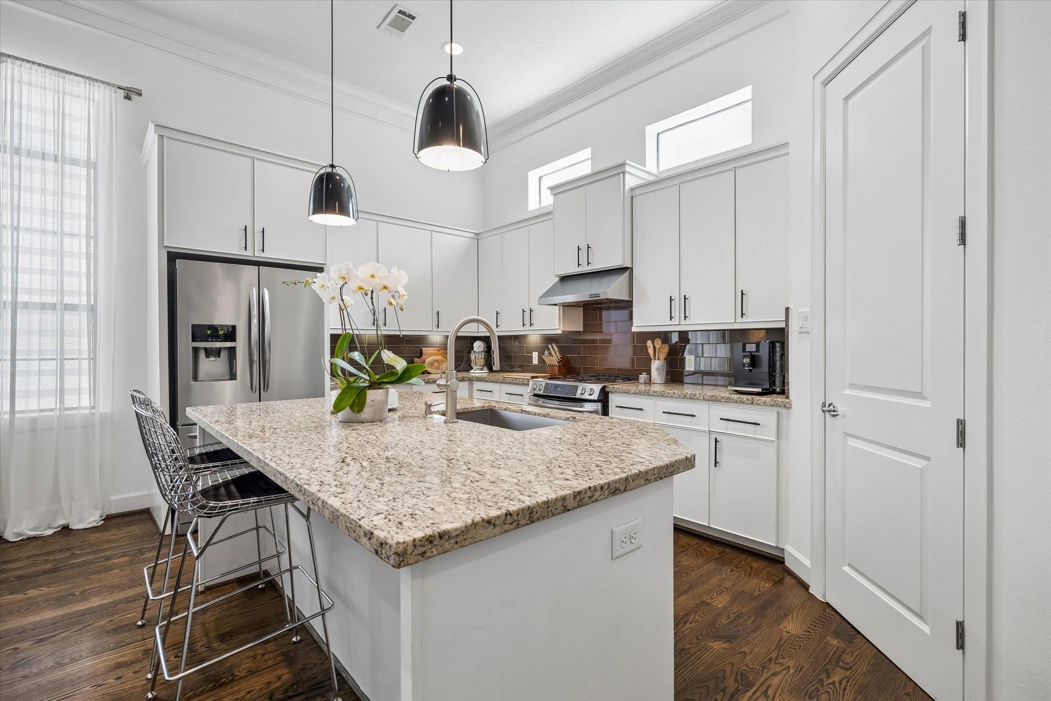 Waugh Dr, Houston, TX 77006 #1