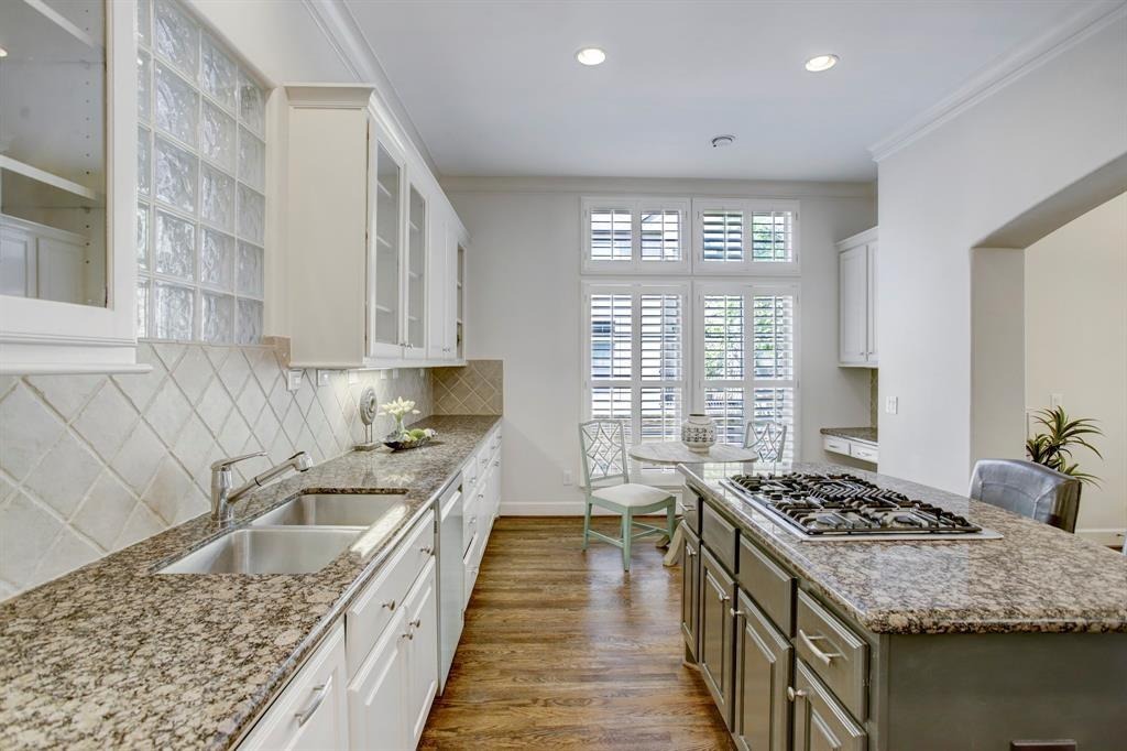 Knox St, Houston, TX 77007 #1