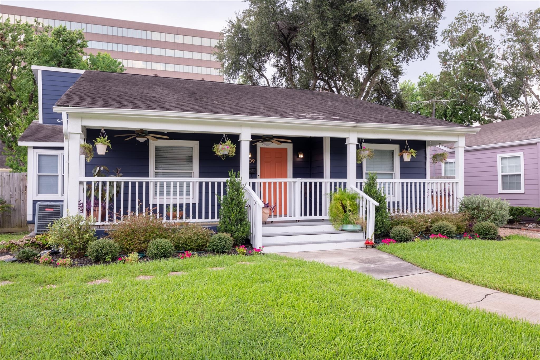 Portsmouth St, Houston, TX 77098