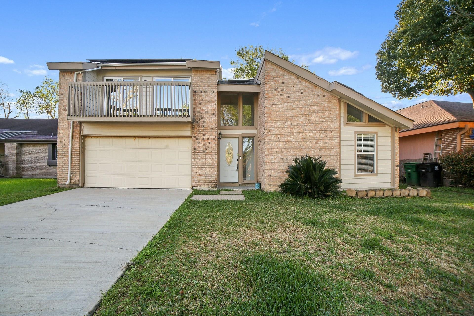 Split Rail Ln, Houston, TX 77071