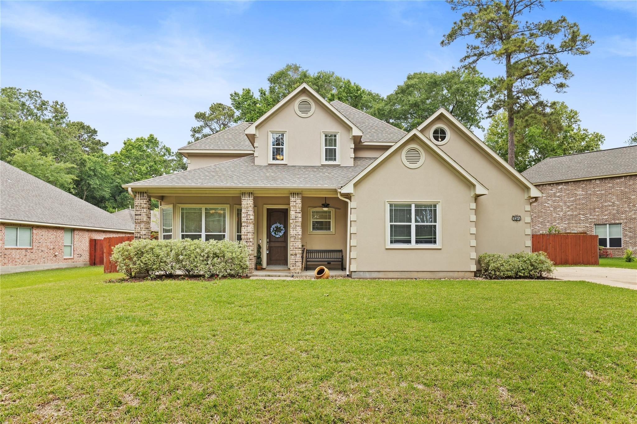 Holly Springs Dr, Conroe, TX 77302