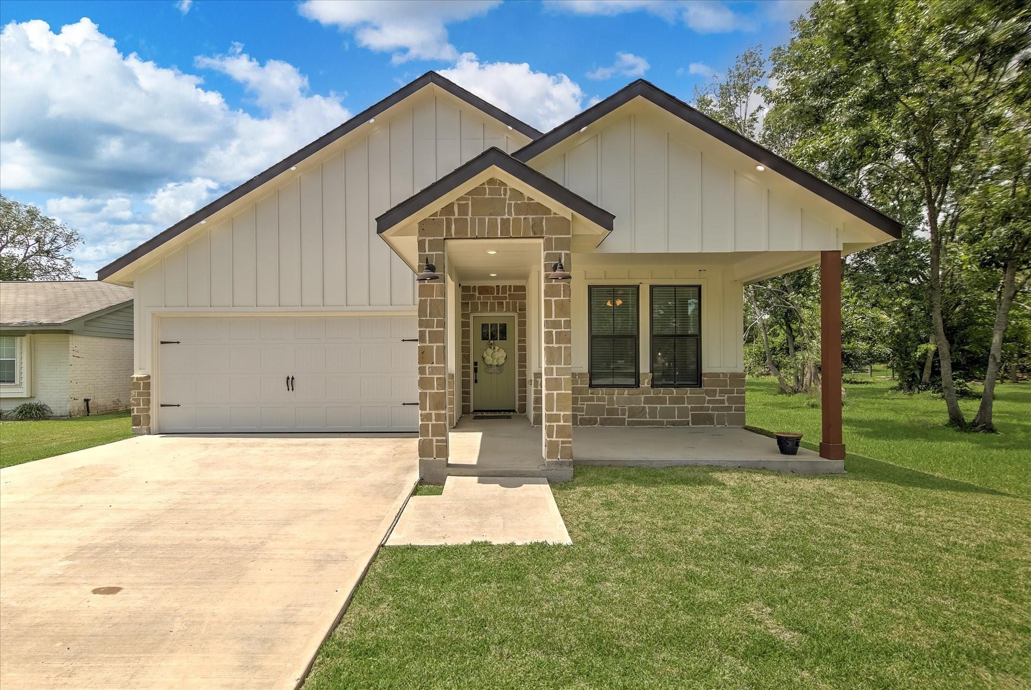 Carroll St, LA Porte, TX 77571