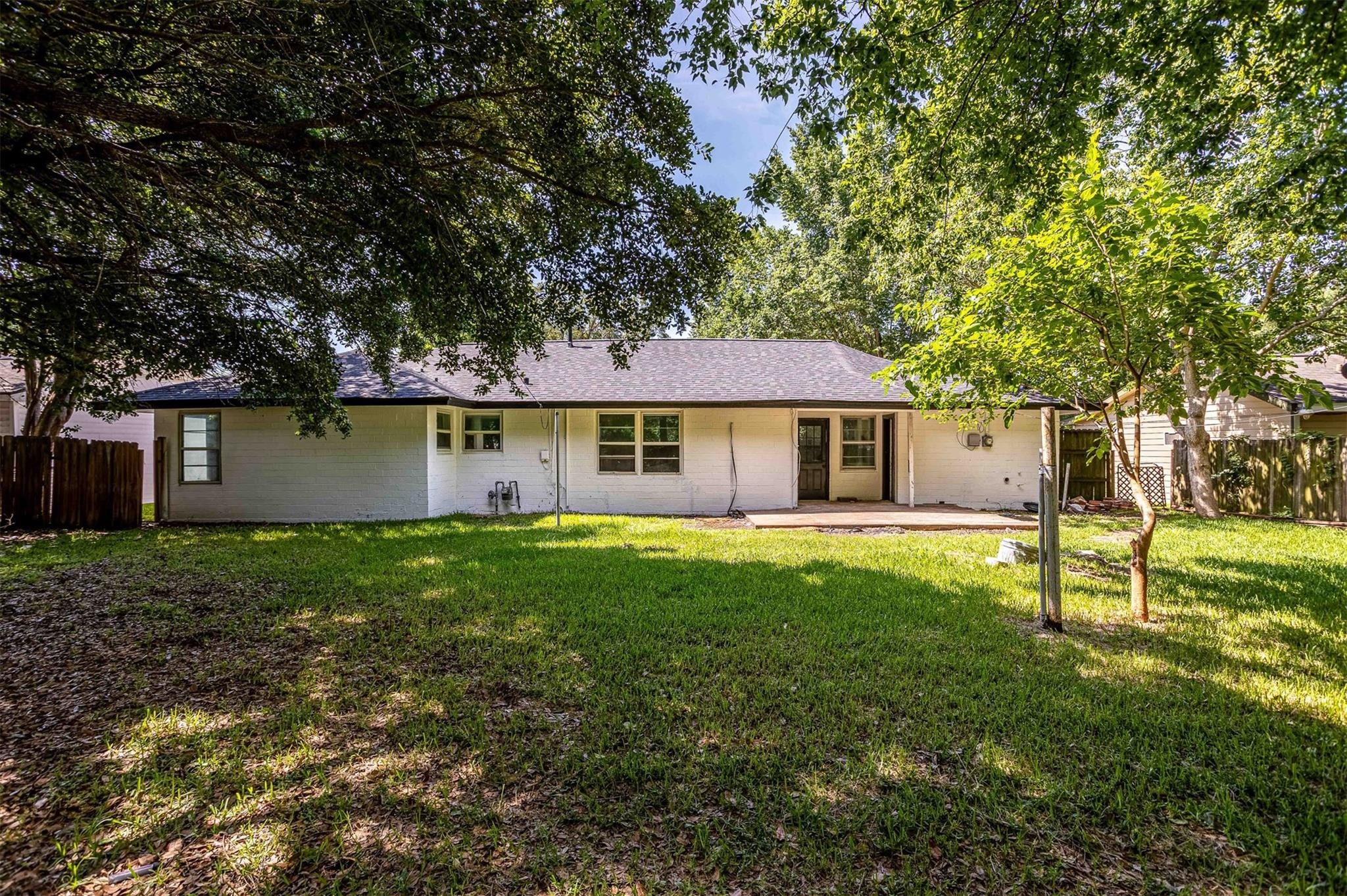Lobit St, Baytown, TX 77520 #1