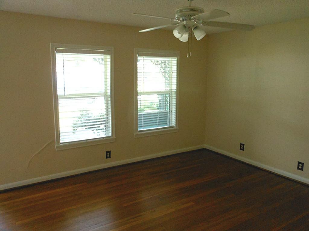 Walton St, Houston, TX 77009 #1