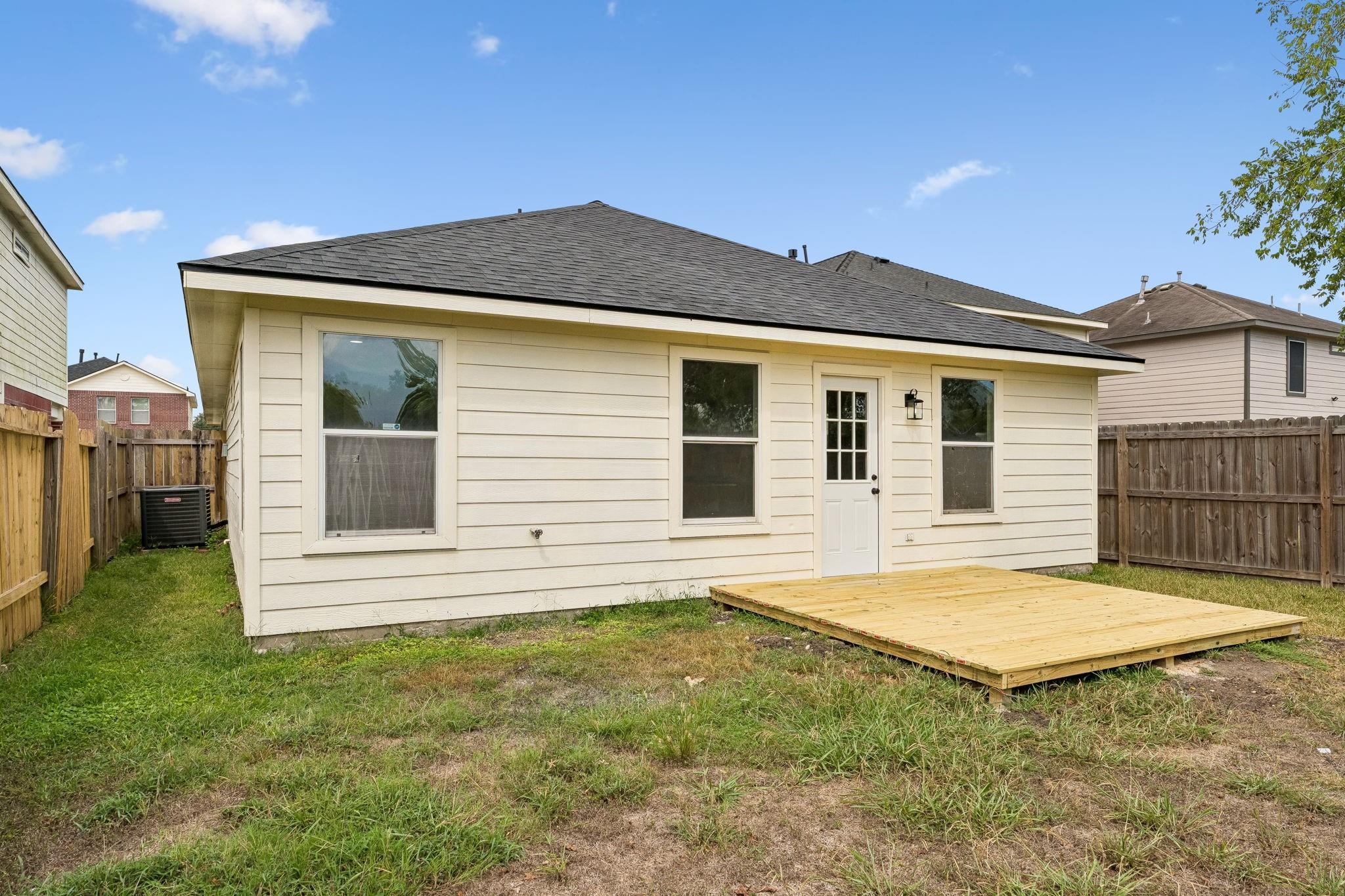 Mesa Village Dr, Houston, TX 77053 #1